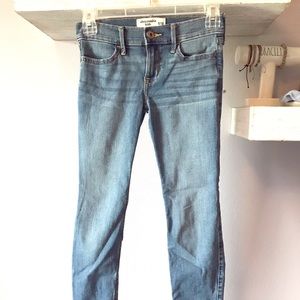 Girls 9/10 Abercrombie Kids Super Skinny Jeans